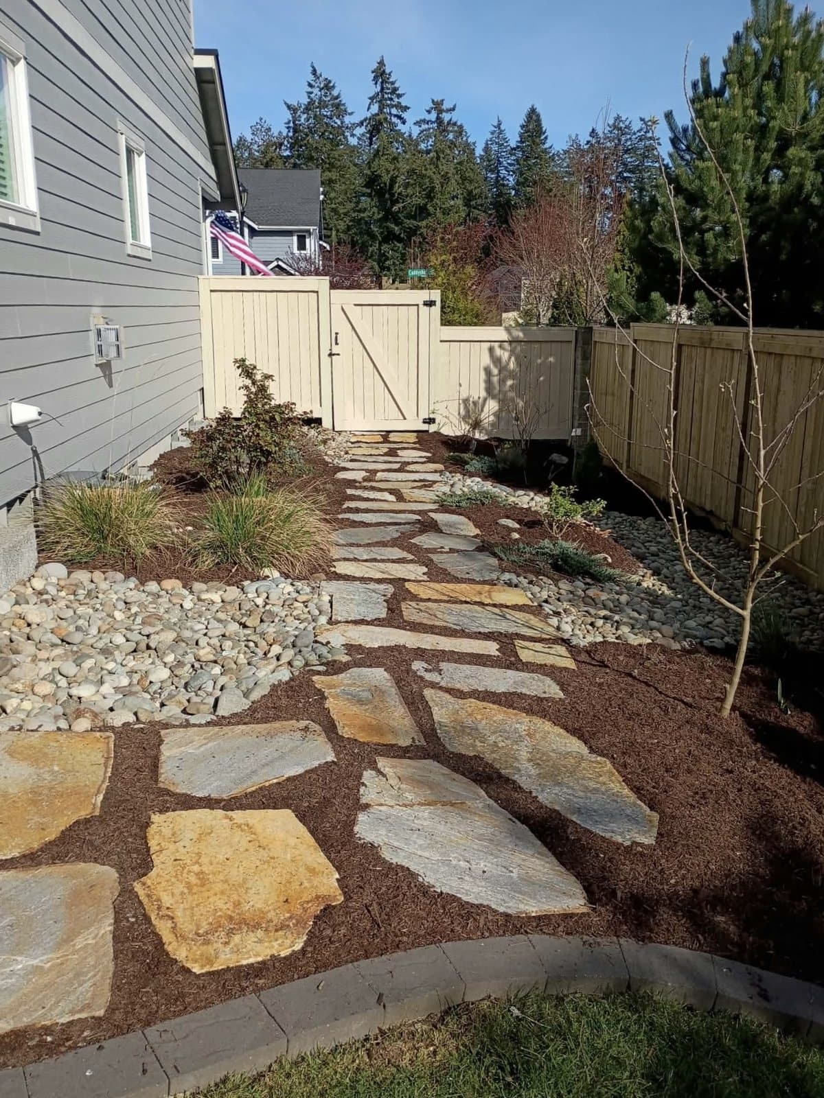 Landscaping & Yard by Loredo Handyman Services